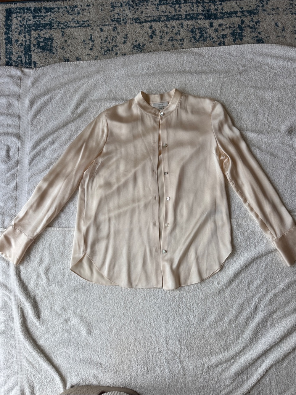 Vince Light Cream 100% Silk Long-Sleeve Mandarin Collar Shirt